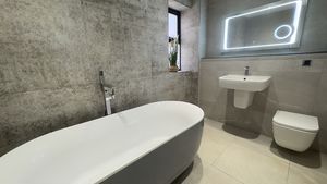 Photo 3- click for photo gallery